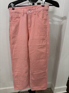 Pink stretch denim pants wide leg. New without tag. Size M